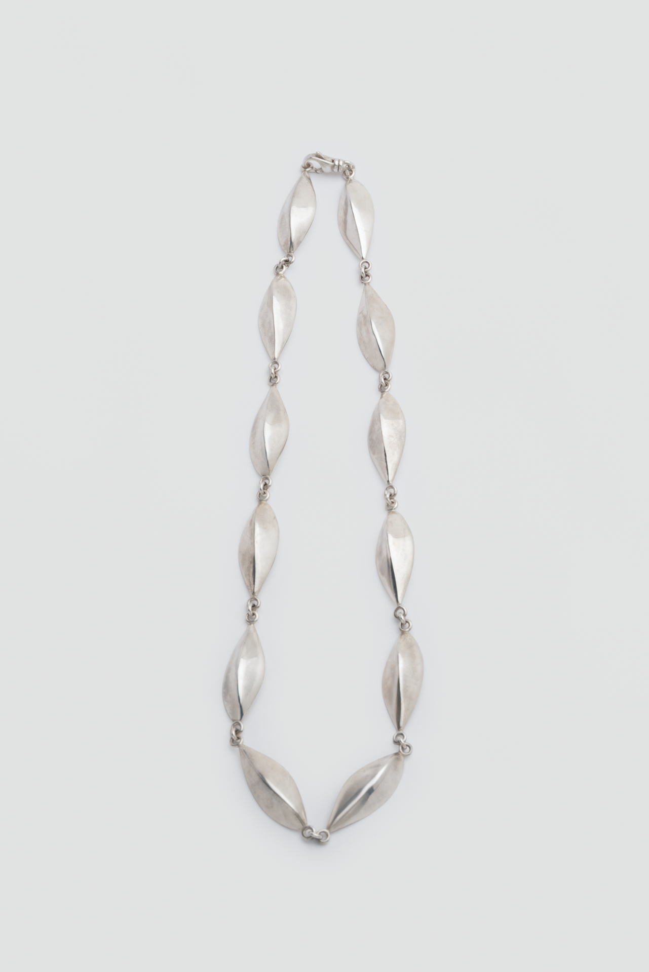 nave link necklace